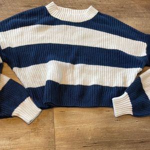 Hollister blue and white sweater size Small